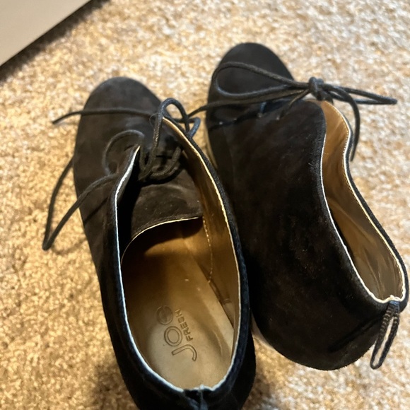 Black boots with white snake skin heel - Picture 6 of 6